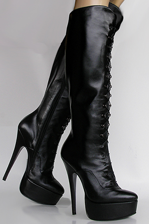 Black Boots Tiche