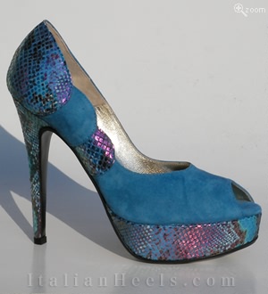Blue Platforms Iolanda