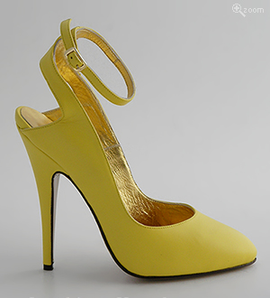 Yellow Pumps Salina