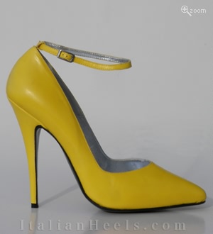 Yellow Pumps Larzia