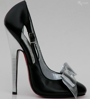 Pumps negra plata Nilde