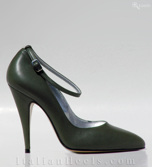 grnem olive Pumps Larzia