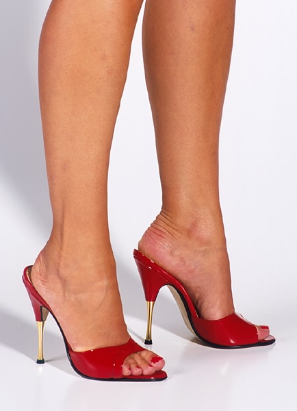 red mule sandals